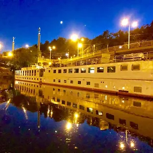 Botel Florentina Boat, Prague