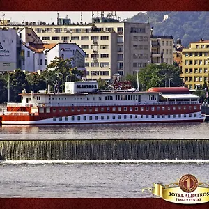 Botel Albatros, Prague