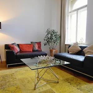 Pawlansky Prague