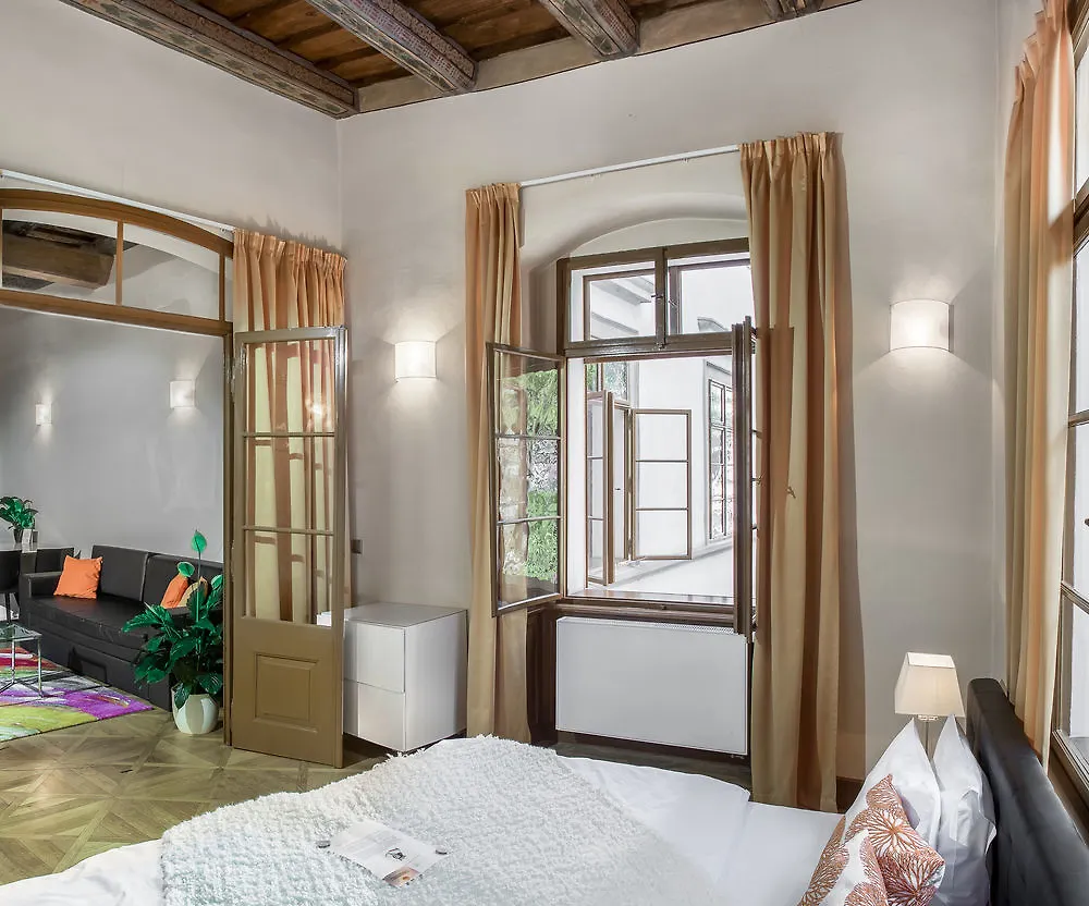 3 Epoques Apartments by Prague Residences