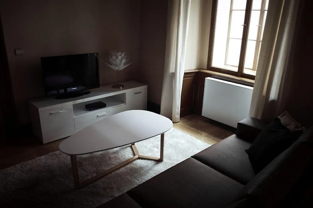 3 Epoques Apartments By Adrez Prague