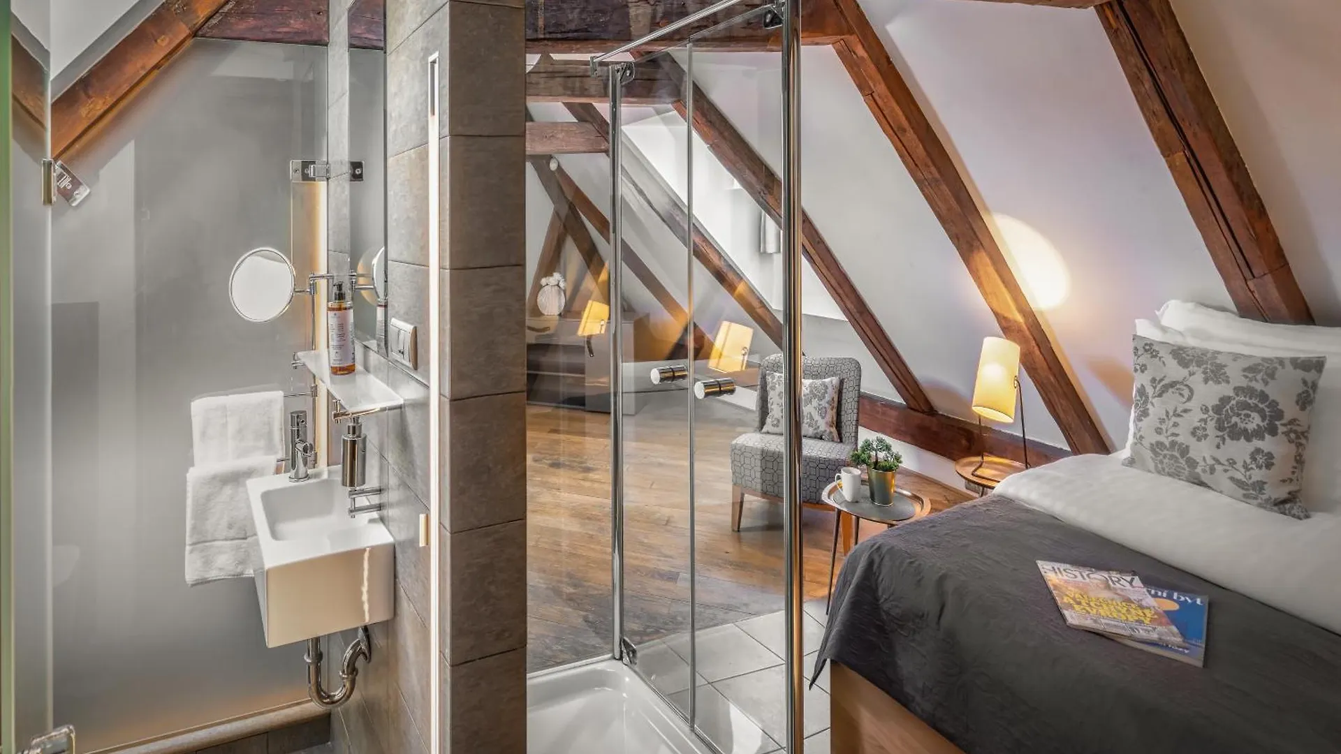 3 Epoques Apartments By Adrez Prague Czech Republic
