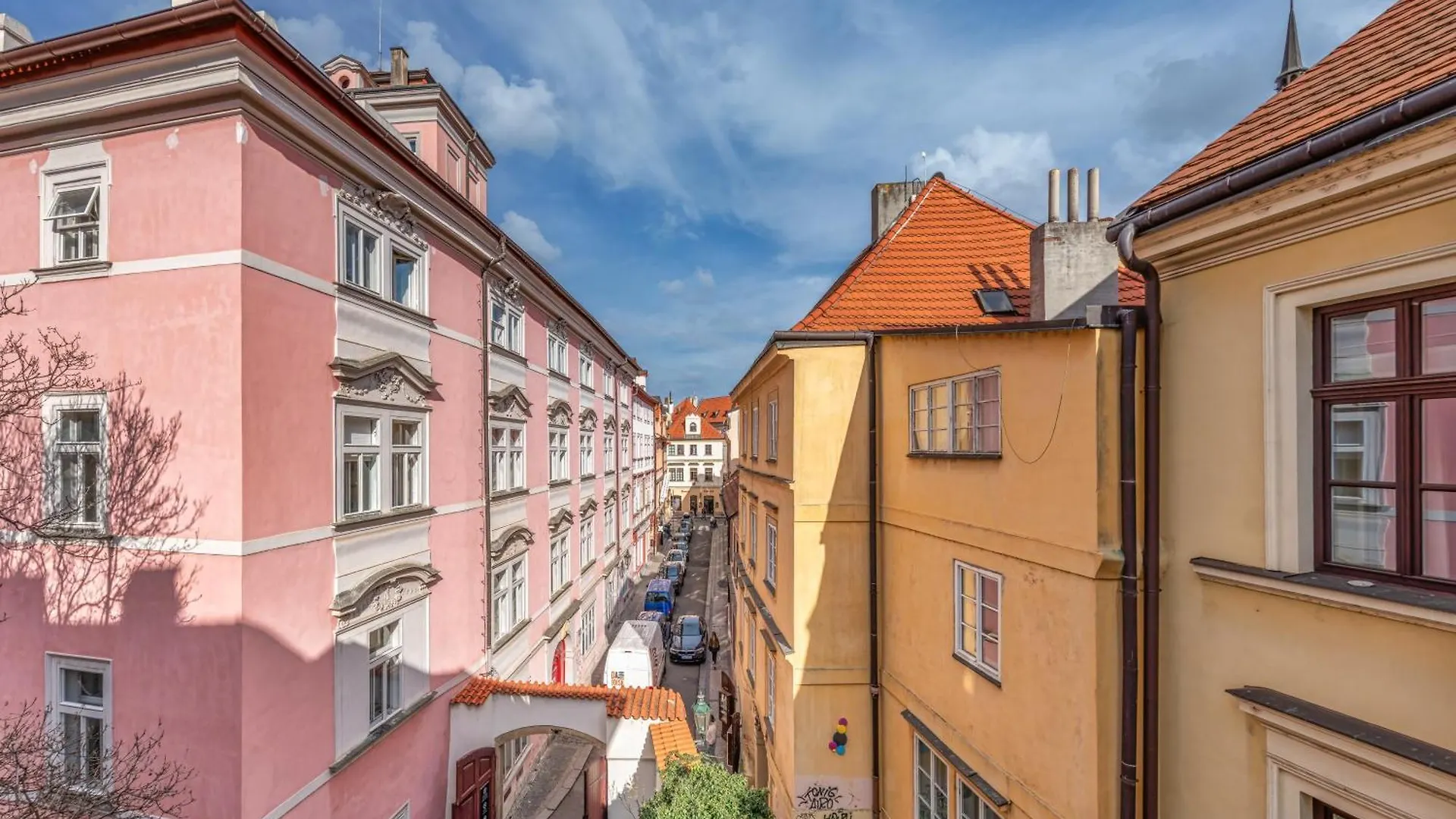 3 Epoques Apartments By Adrez Prague