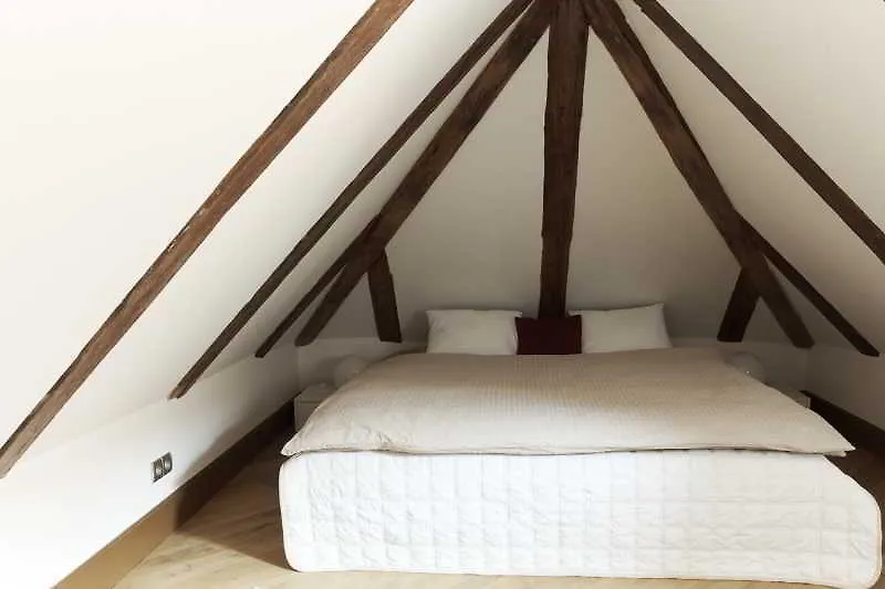 3 Epoques Apartments By Adrez Prague