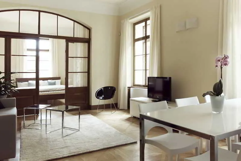 3 Epoques Apartments By Adrez Prague